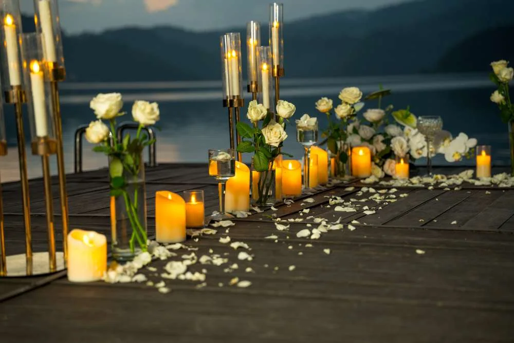 beautiful setting 